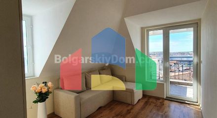 Трикімнатна квартира в Віола 2