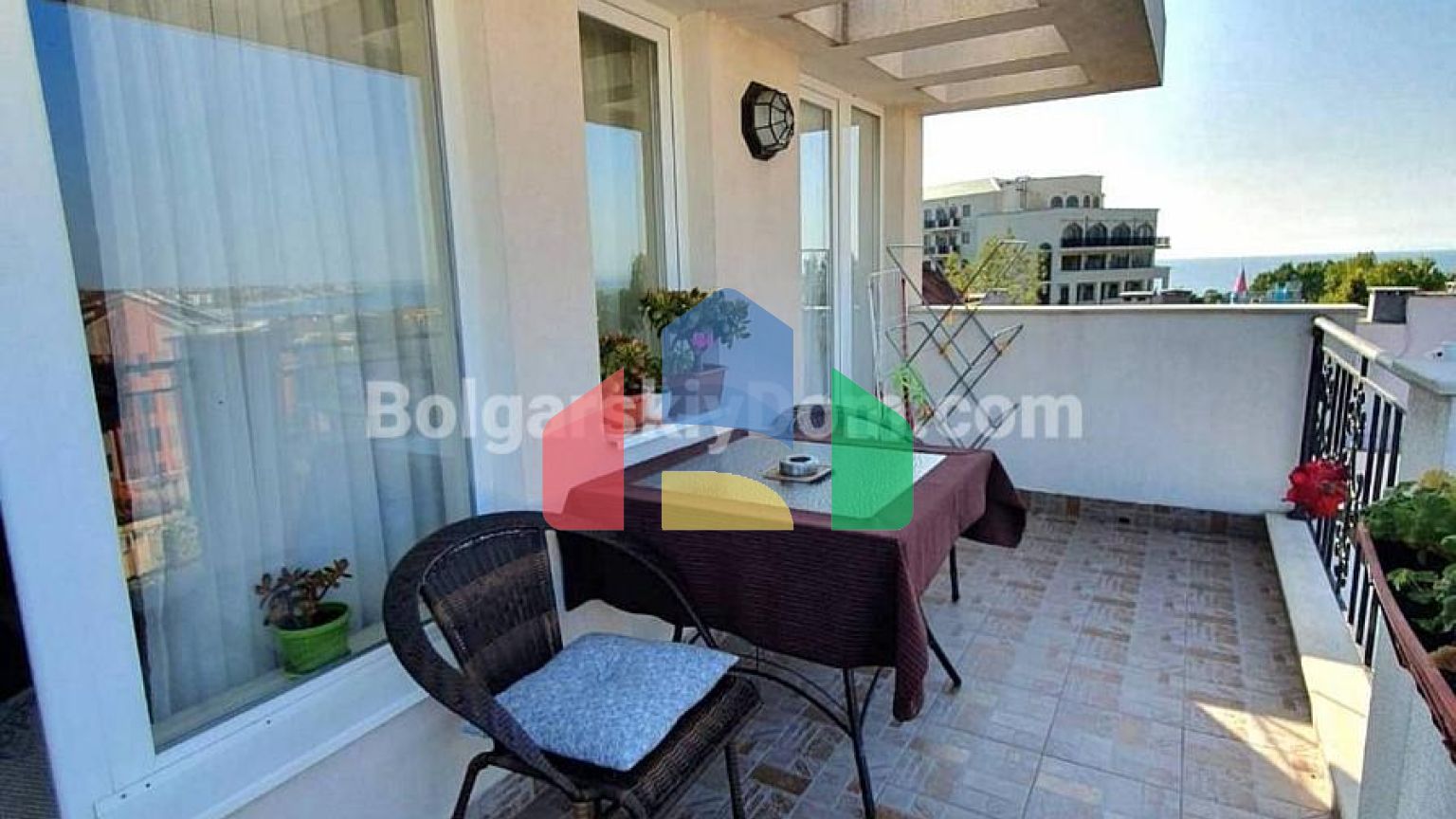 Трикімнатна квартира в Віола 2