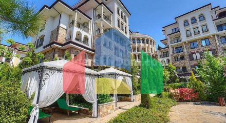 Чотирикімнатна квартира в Естебан