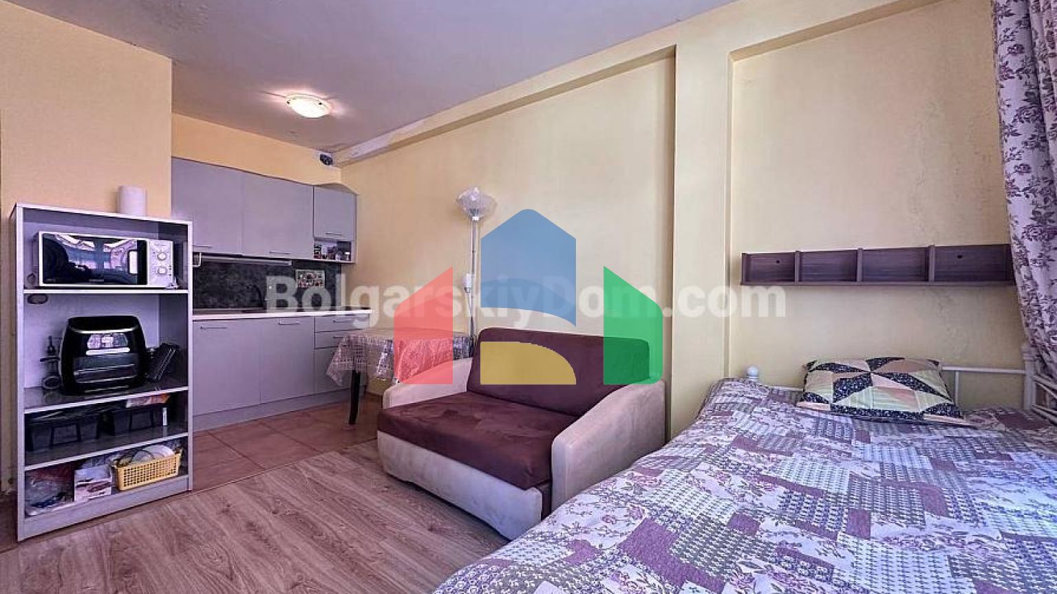 Двухкомнатная квартира в Несебре