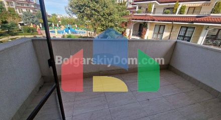 Чотирикімнатна квартира в Посейдон