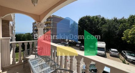 Квартира-студія в Валенсія Гарденс