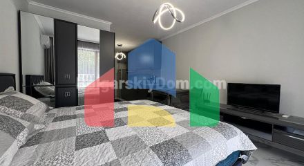 Квартира-студія в Валенсія Гарденс