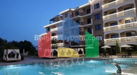 Квартира-студія в Валенсія Гарденс