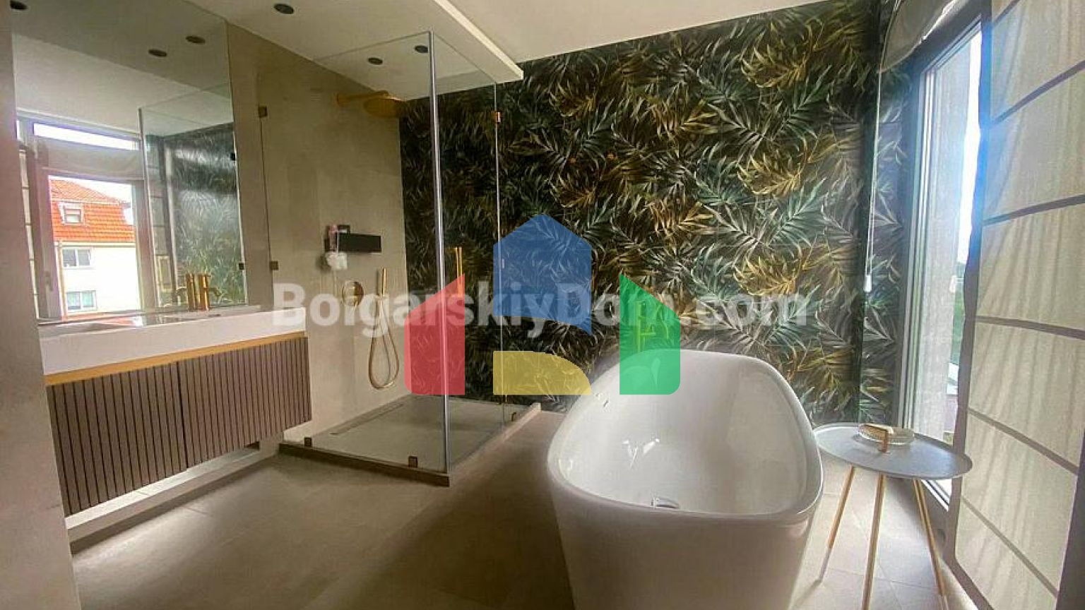 Трикімнатна квартира в Бельведер