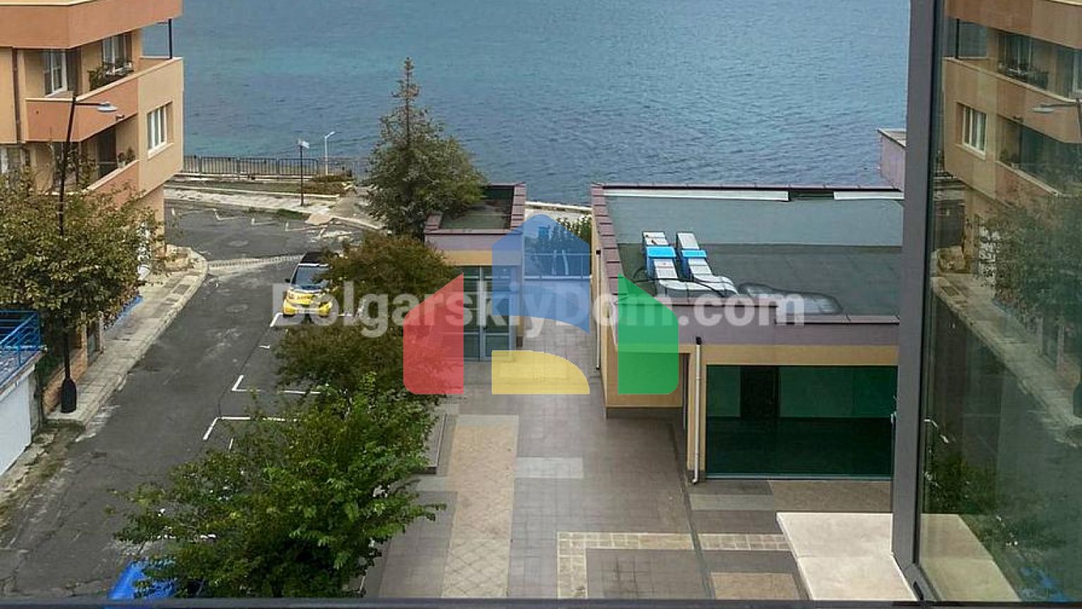 Трикімнатна квартира в Бельведер