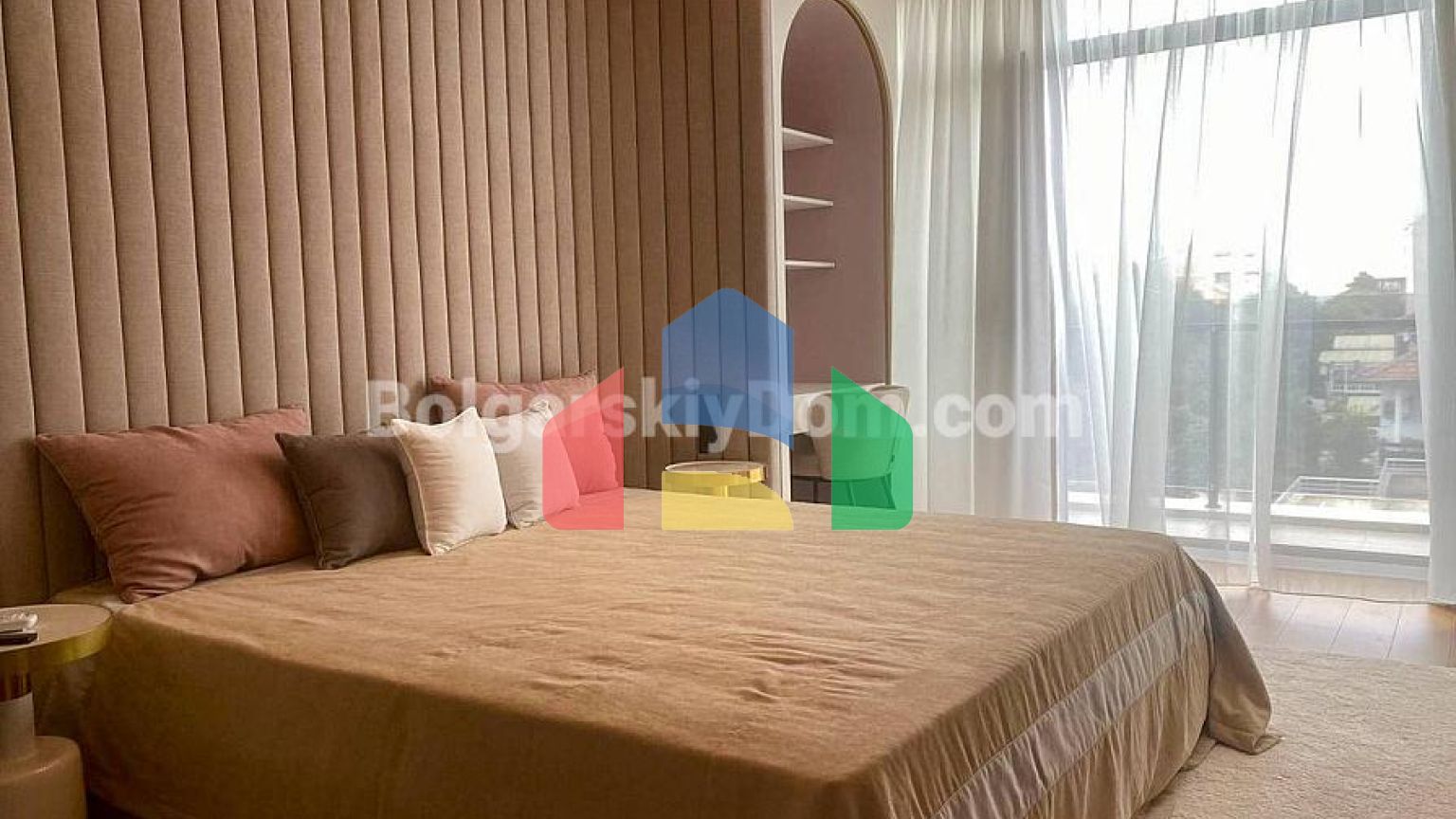 Трикімнатна квартира в Бельведер