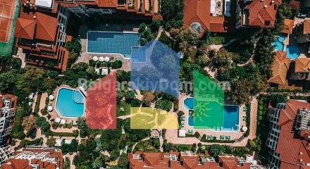 Триповерховий пентхаус в Естебан