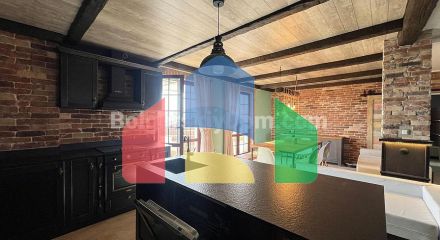 Триповерховий пентхаус в Естебан