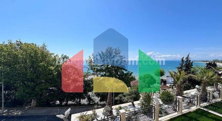 Трикiмнатна квартира в Валенсiя Люкс