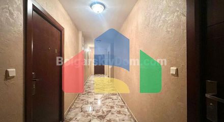 Двокімнатна квартира в Посейдон