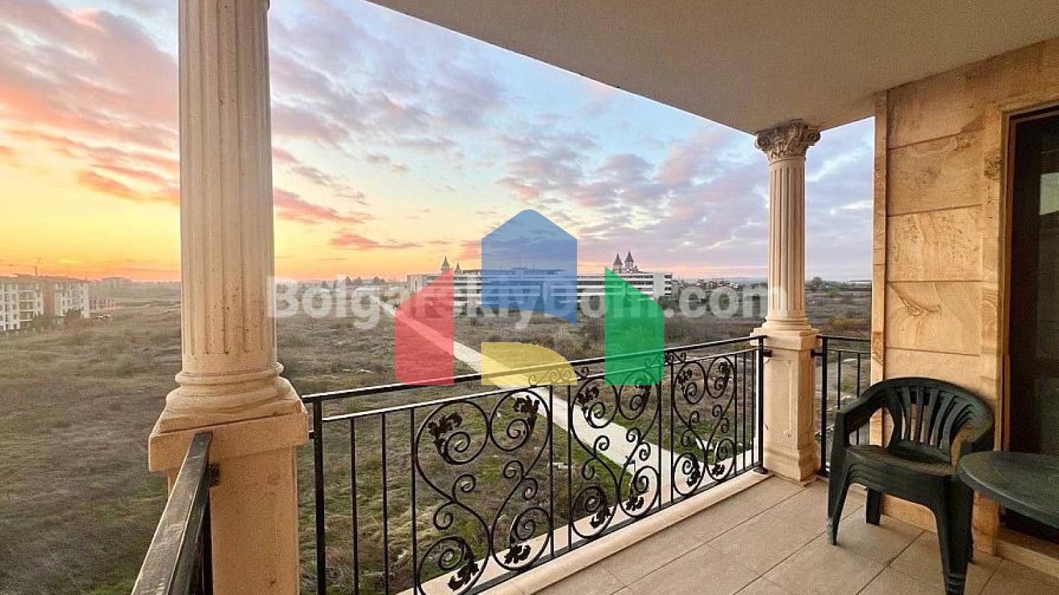 Двокімнатна квартира в Посейдон