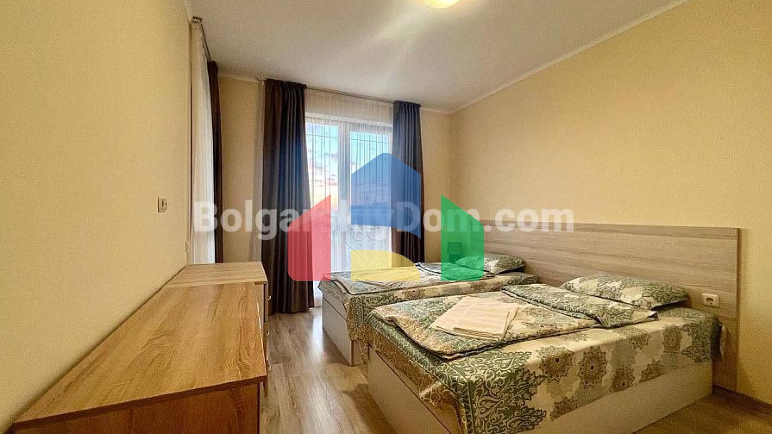 Двокімнатна квартира в Посейдон