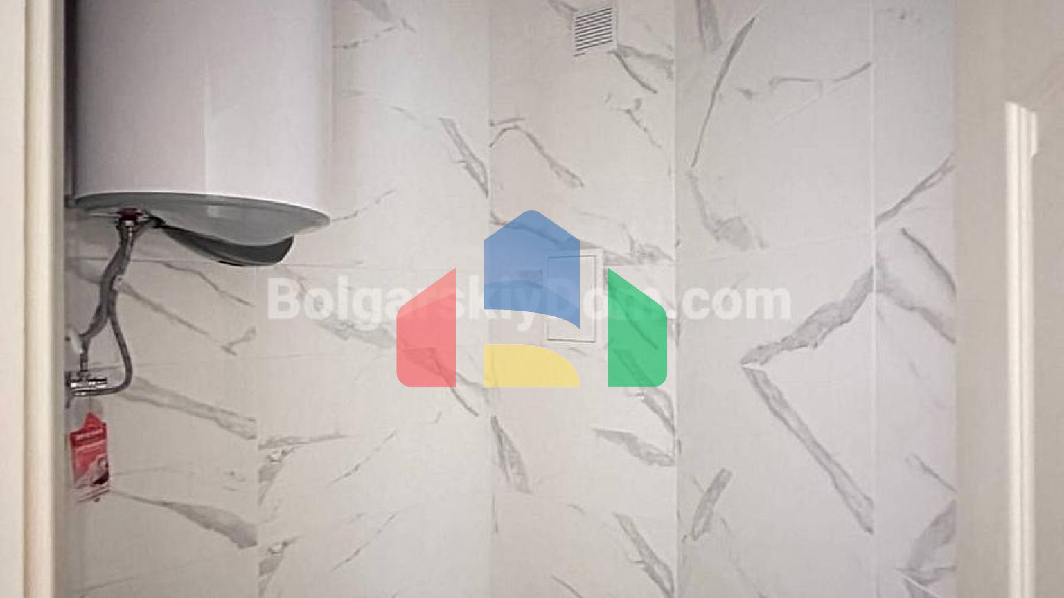 Трикімнатна квартира у Валенсія Люкс