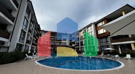 Трёхкомнатный апартамент в Несебре, комплекс “Вияна”