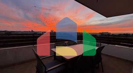 Трёхкомнатный апартамент в Несебре, комплекс “Вияна”