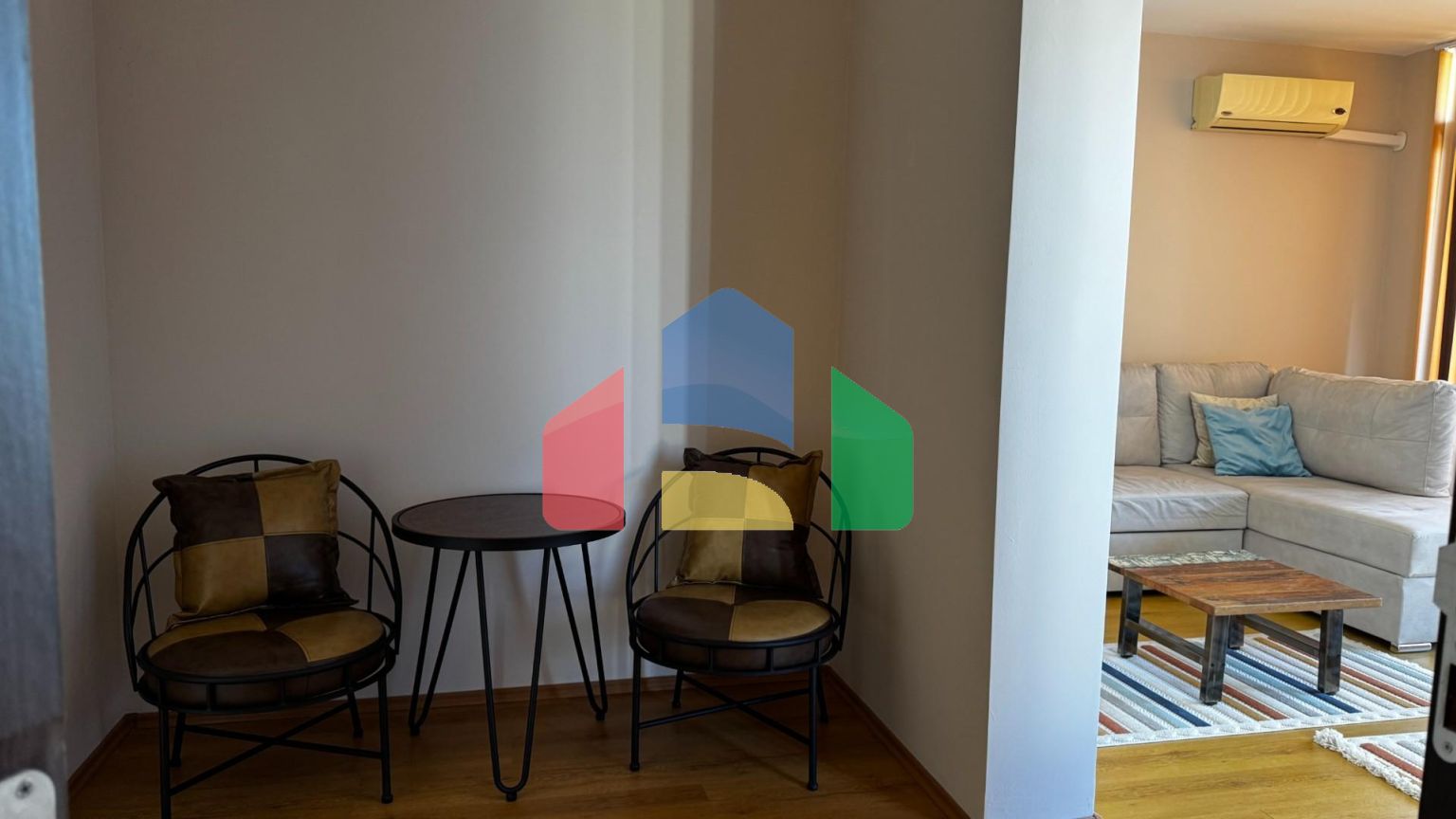 Трёхкомнатный апартамент в Несебре, комплекс “Вияна”