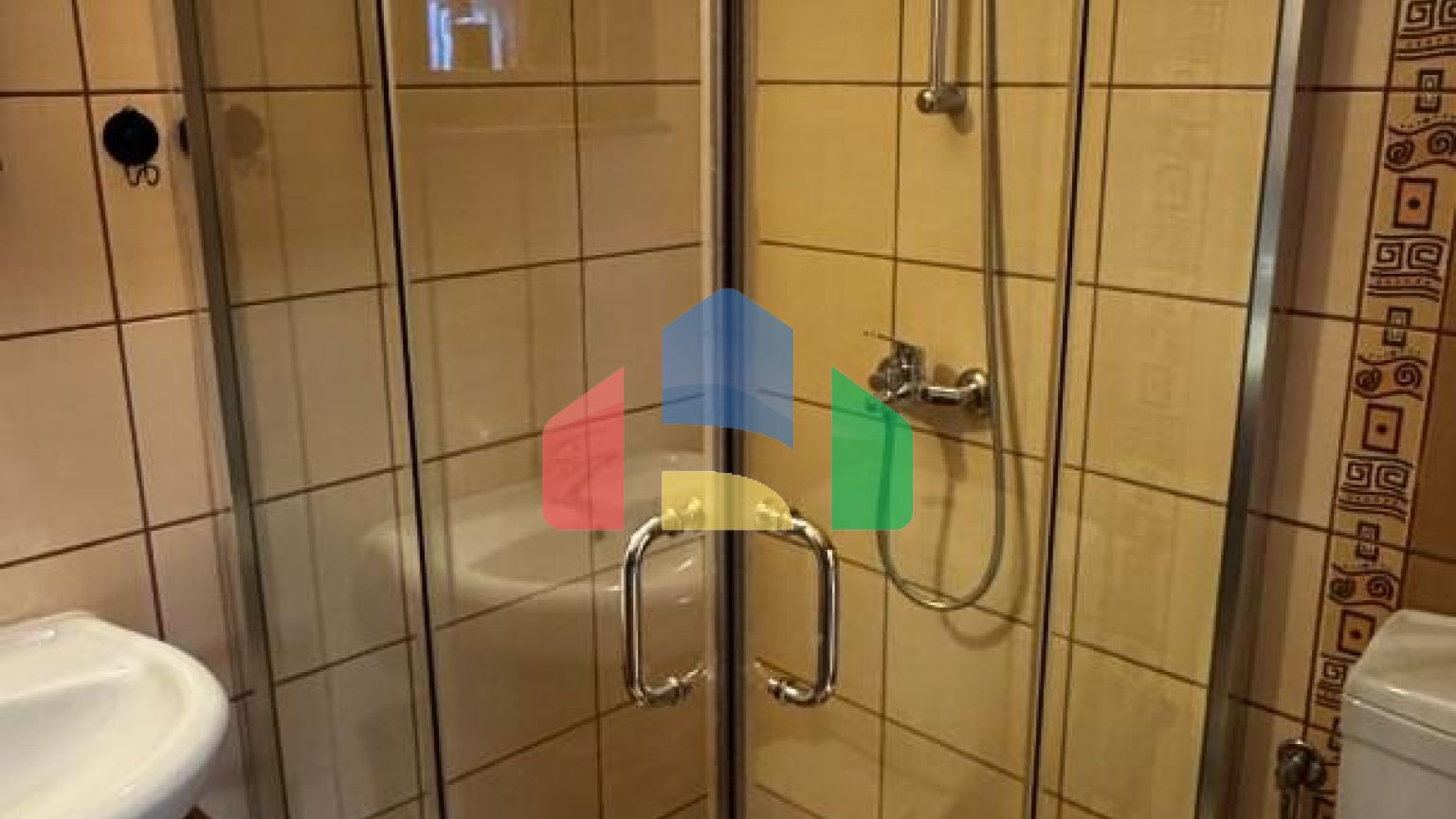 Трёхкомнатный апартамент в Несебре, комплекс “Вияна”