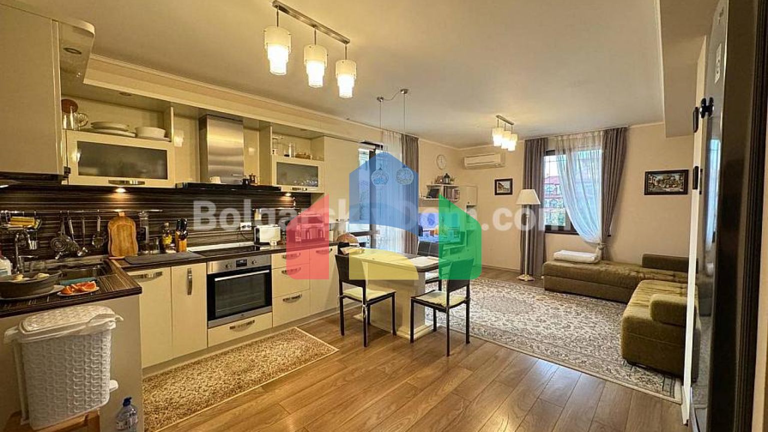 Пентхаус в Эстебан