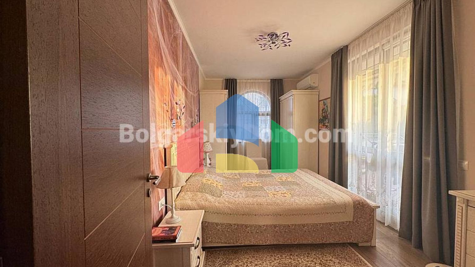 Пентхаус в Эстебан