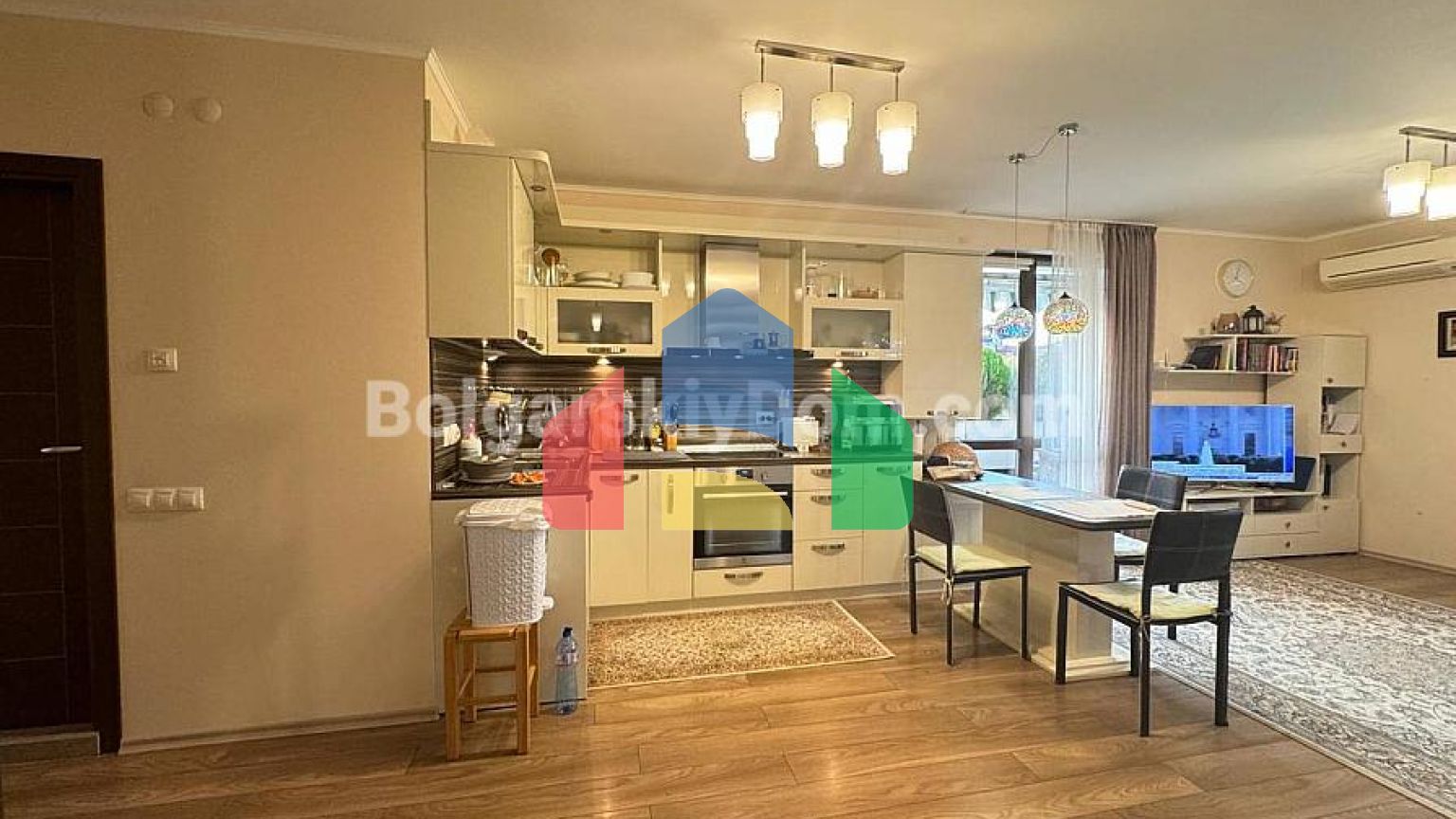 Пентхаус в Эстебан