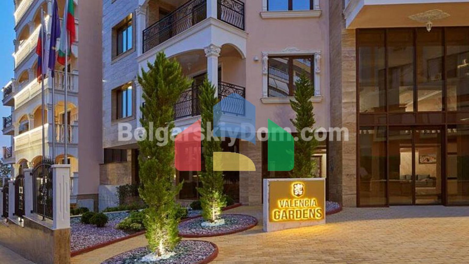 Квартира-студия в Валенсия Гарденс