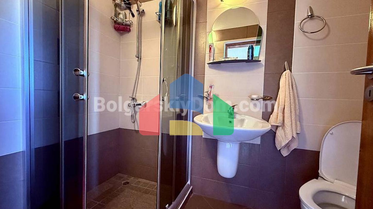 Двухкомнатная квартира в Джолли