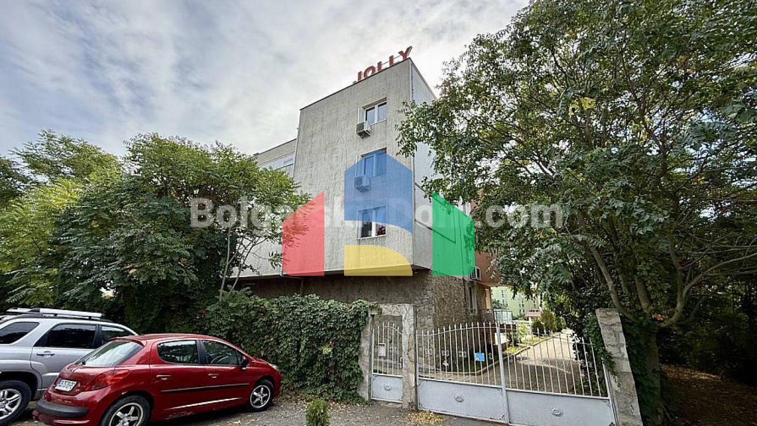 Двухкомнатная квартира в Джолли