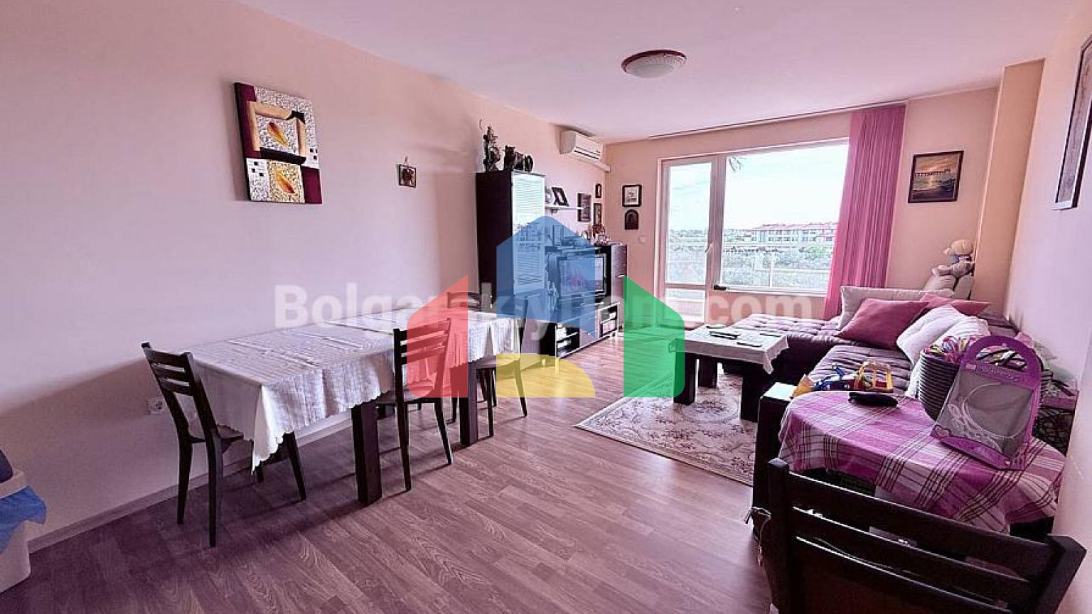 Двухкомнатная квартира в Джолли