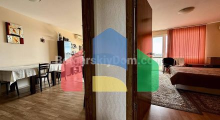 Двухкомнатная квартира в Джолли