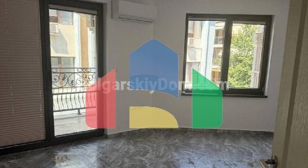 Двухкомнатная квартира в Валенсия Гарденс