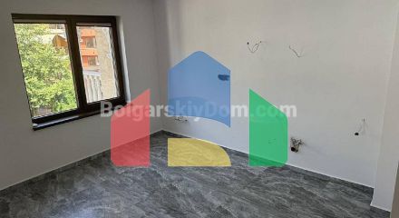 Двухкомнатная квартира в Валенсия Гарденс