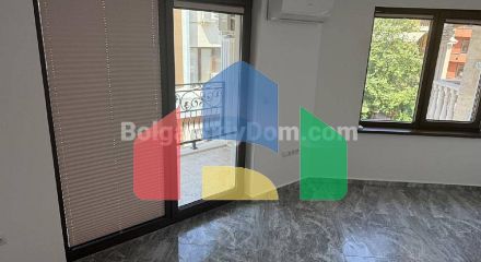 Двухкомнатная квартира в Валенсия Гарденс