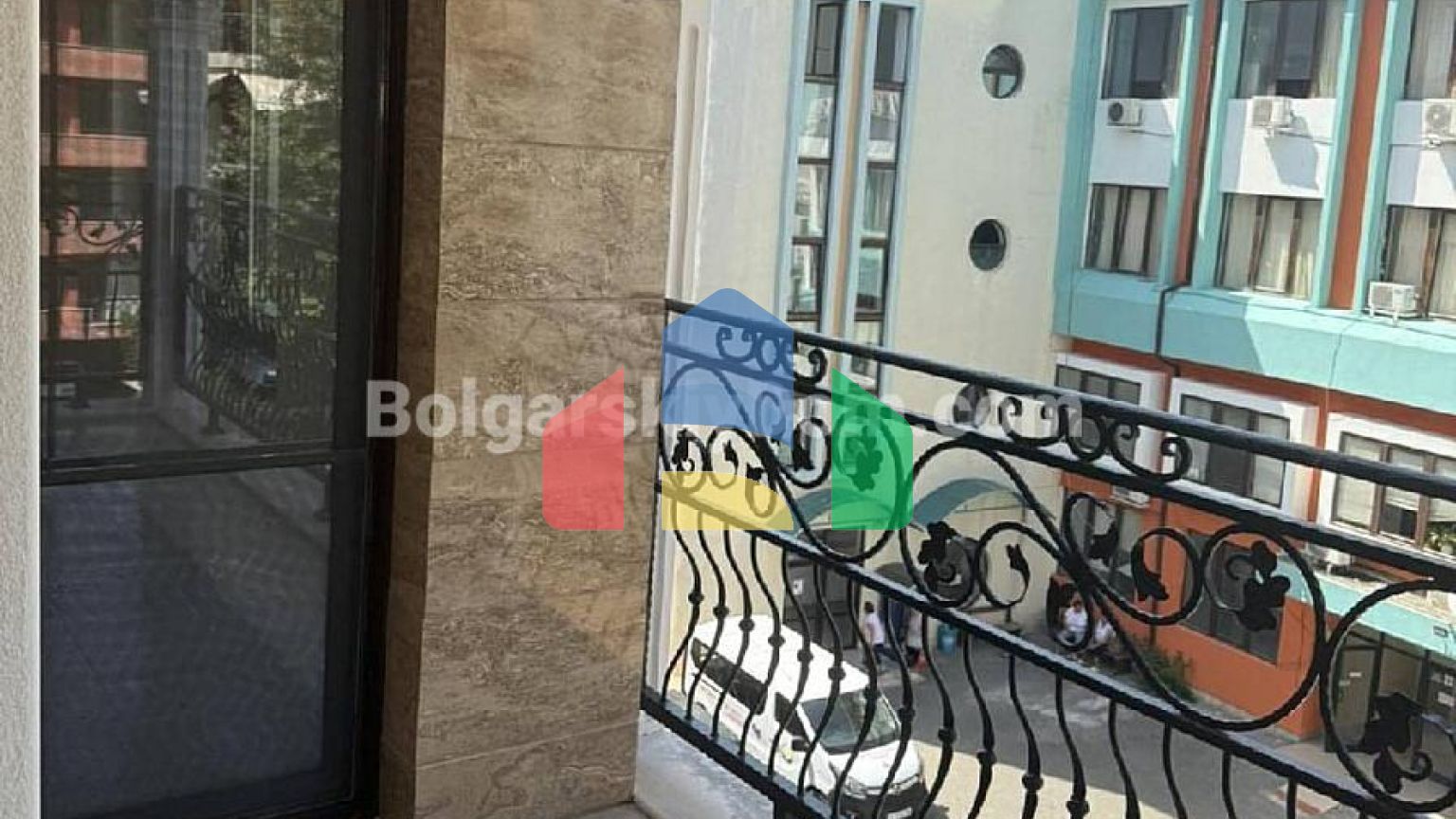 Двухкомнатная квартира в Валенсия Гарденс