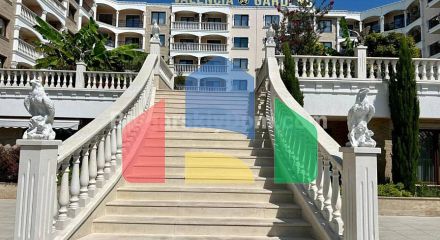 Двухкомнатная квартира в Валенсия Гарденс