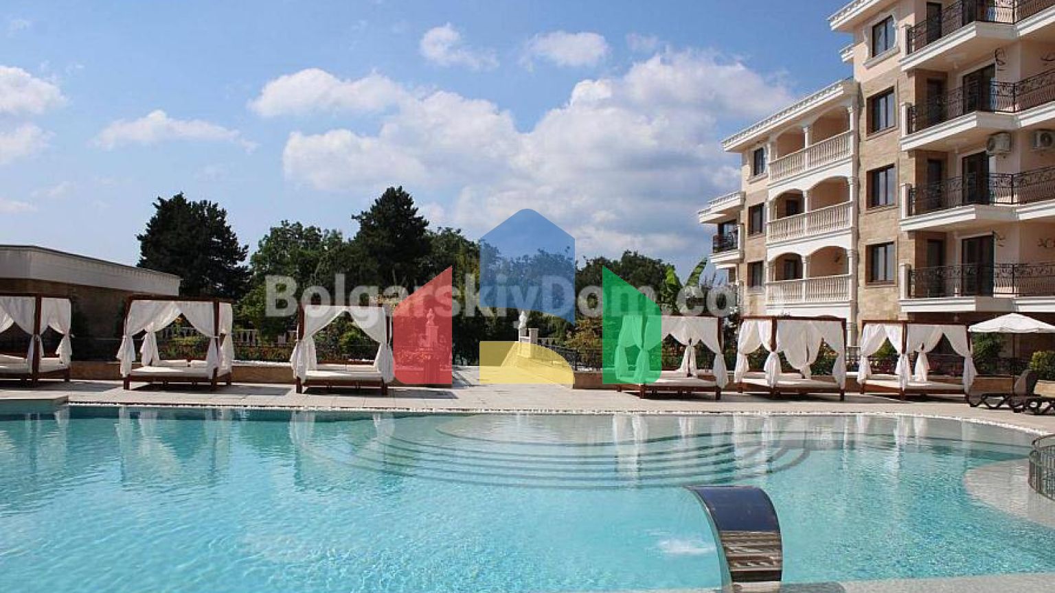 Двухкомнатная квартира в Валенсия Гарденс