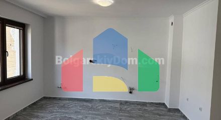 Двухкомнатная квартира в Валенсия Гарденс