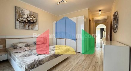 Четырехкомнатная квартира в Посейдон