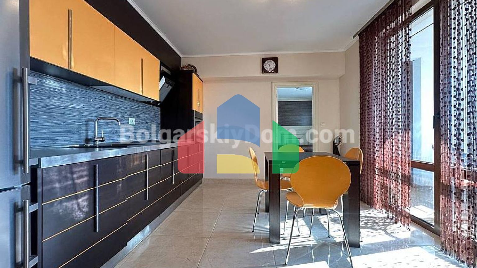 Трехкомнатная квартира в Эстебан