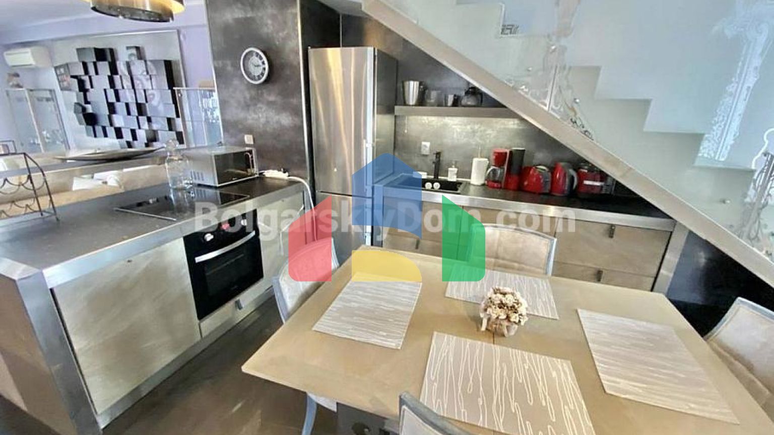 Пятикомнатная квартира в Эстебан