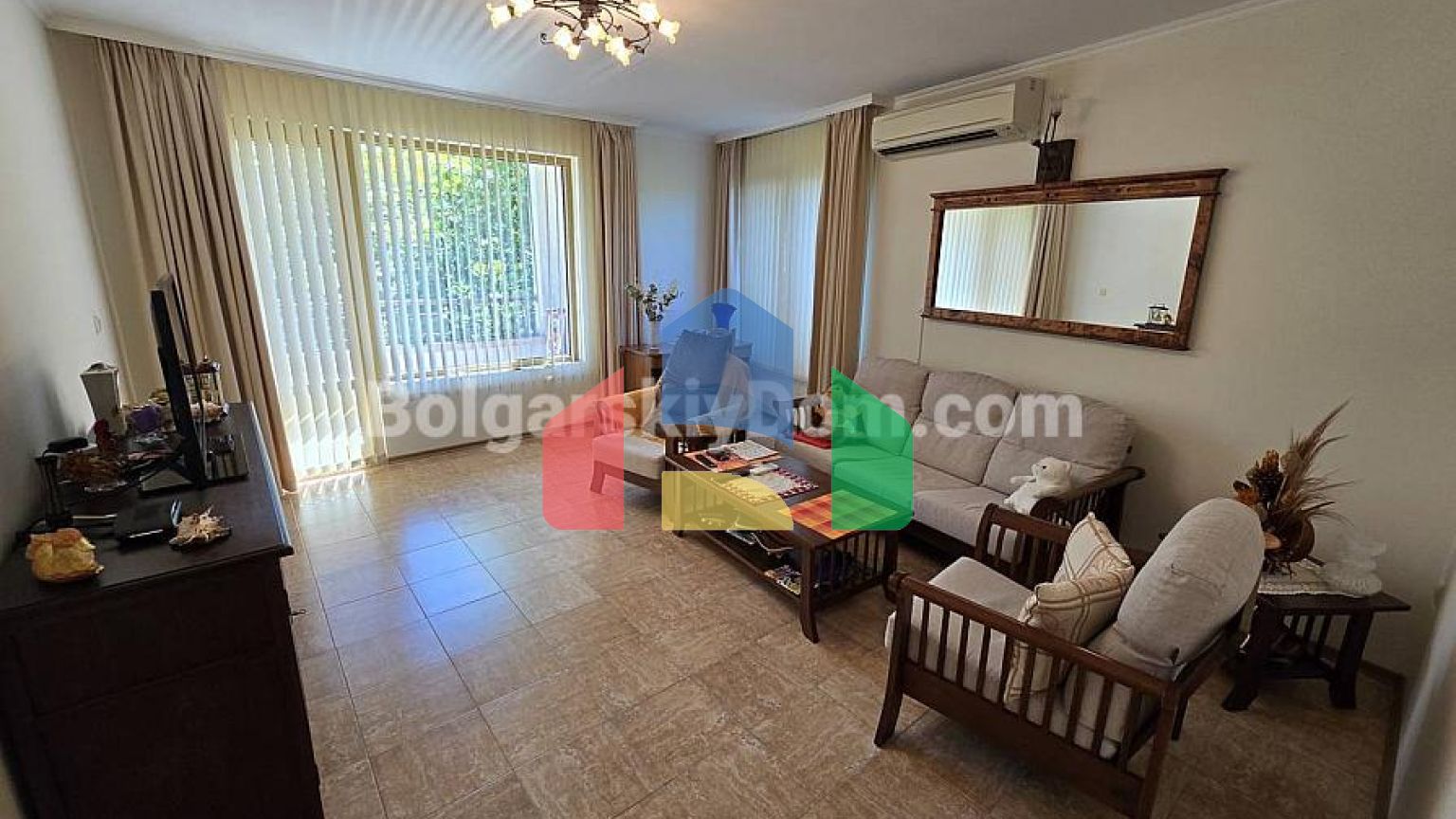 Трехкомнатная квартира в Булевард