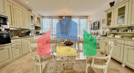 Пятикомнатный пентхаус в Рич 1