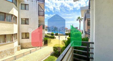 Трикімнатна квартира з прекрасним видом на море Трикімнатна квартира з прекрасним видом на море