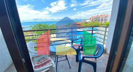 Трикімнатна квартира з прекрасним видом на море Трикімнатна квартира з прекрасним видом на море