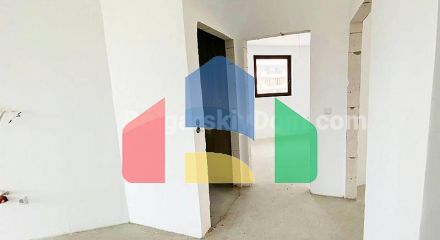 Three-room apartment in Millennium 2