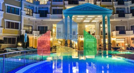 Three-bedroom apartment in Villa Florence