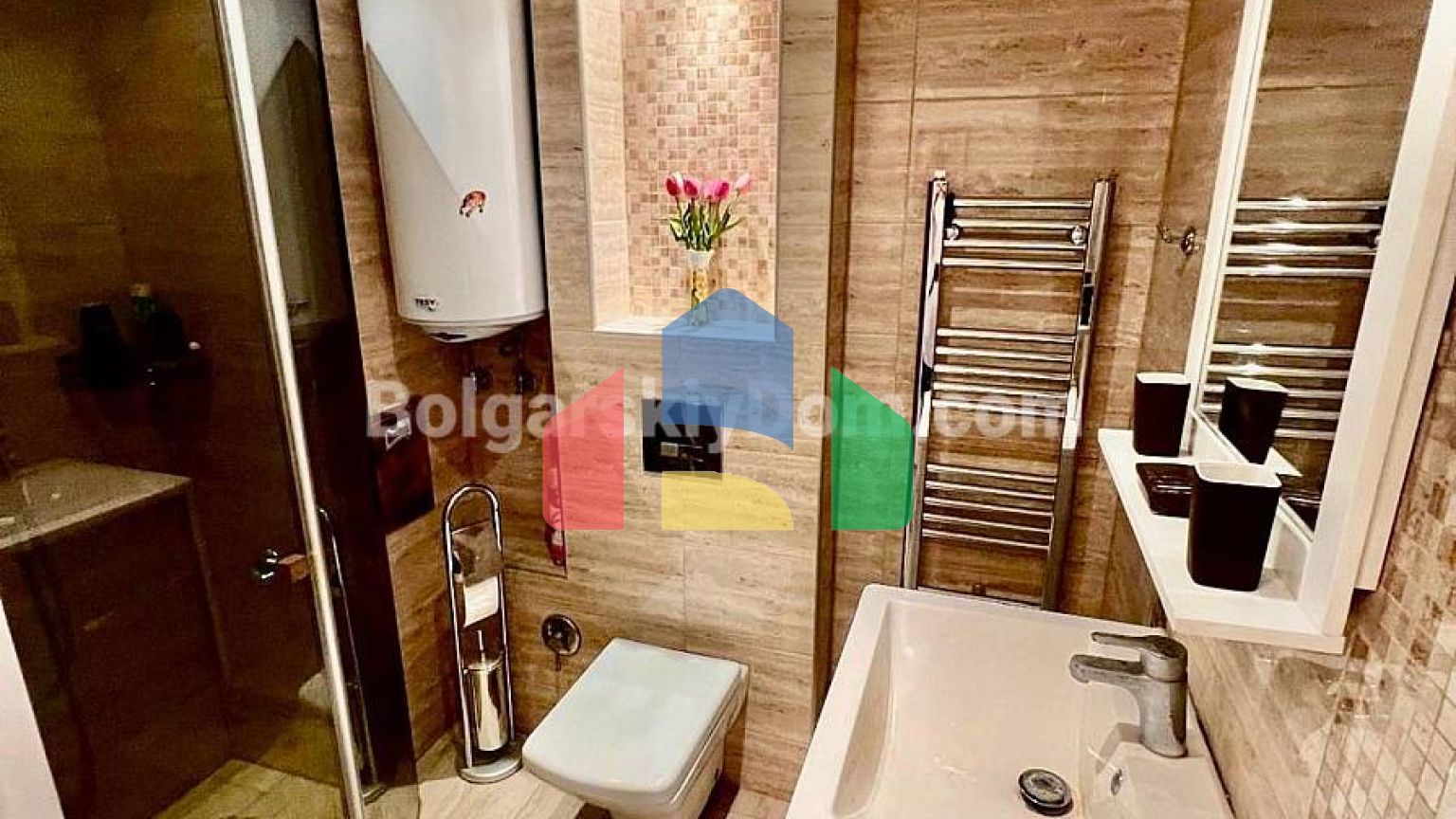 Чотирикімнатна квартира в Вілла Флоренція