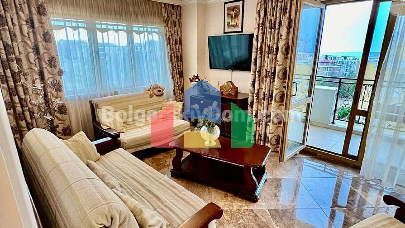 Чотирикімнатна квартира в Вілла Флоренція