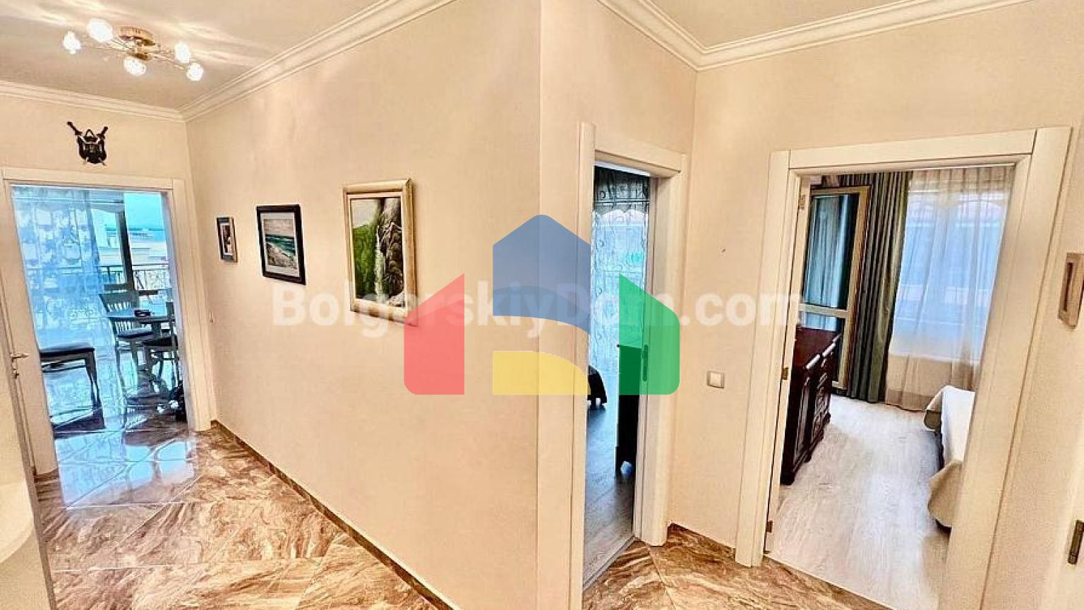 Чотирикімнатна квартира в Вілла Флоренція