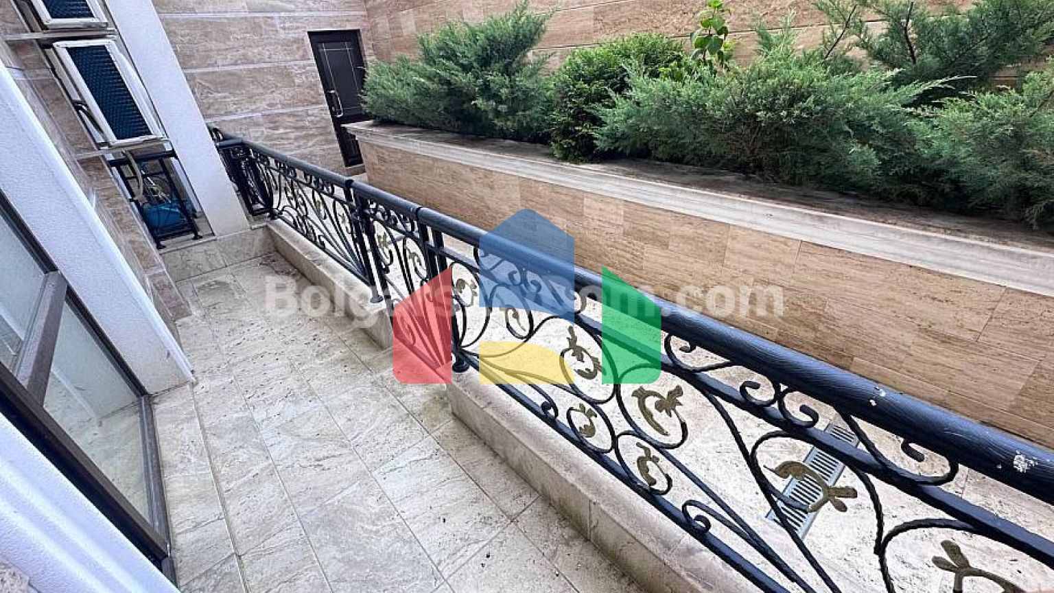 Двокімнатна квартира в Онікс